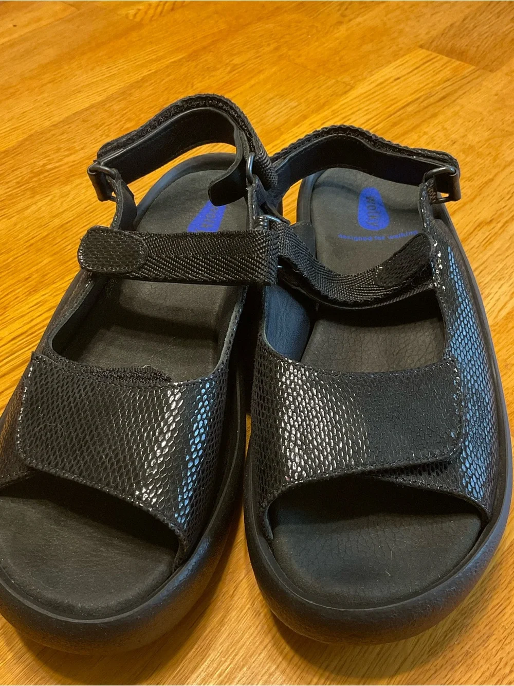 Wolky Jewel Sandal size 40/9US Black Testured Classic Comfort Adjustable Straps